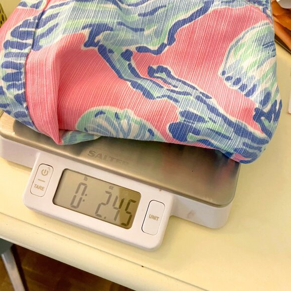 Lilly Pulitzer Girls Addie Shorts in Pink Pout/Barefoot Princess, size 12 - Picture 6 of 6